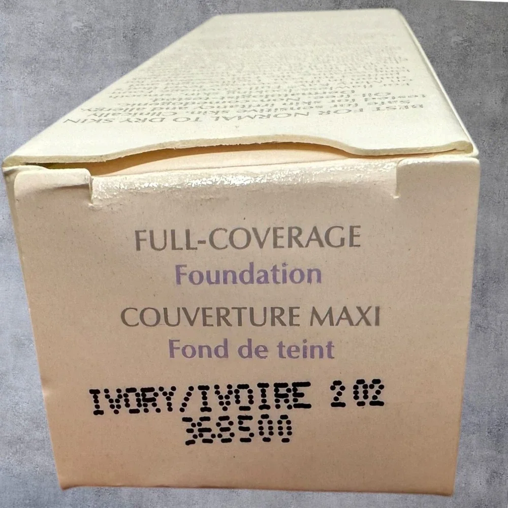 Mary Kay Full Coverage Foundation Ivory‎ 202 368500 1oz New - Gray Cap